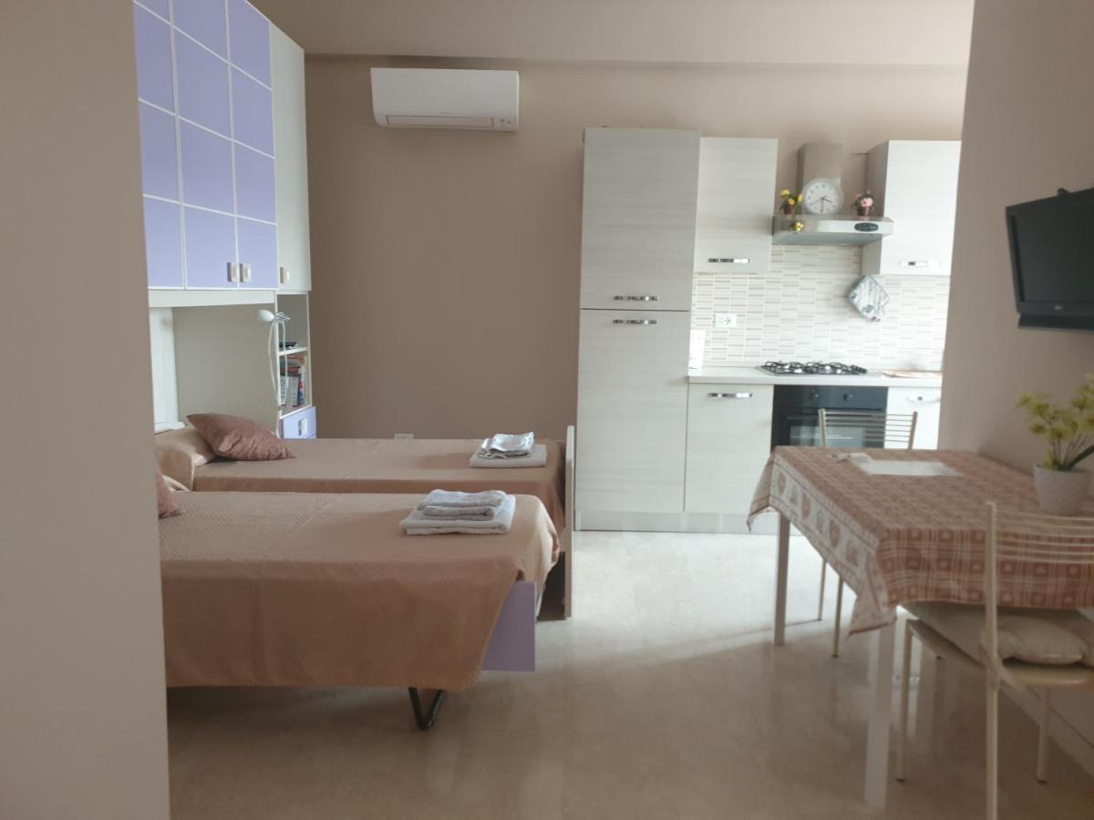 Casa Inn-centro Aeroporto di Catania Fontana Rossa Esterno foto