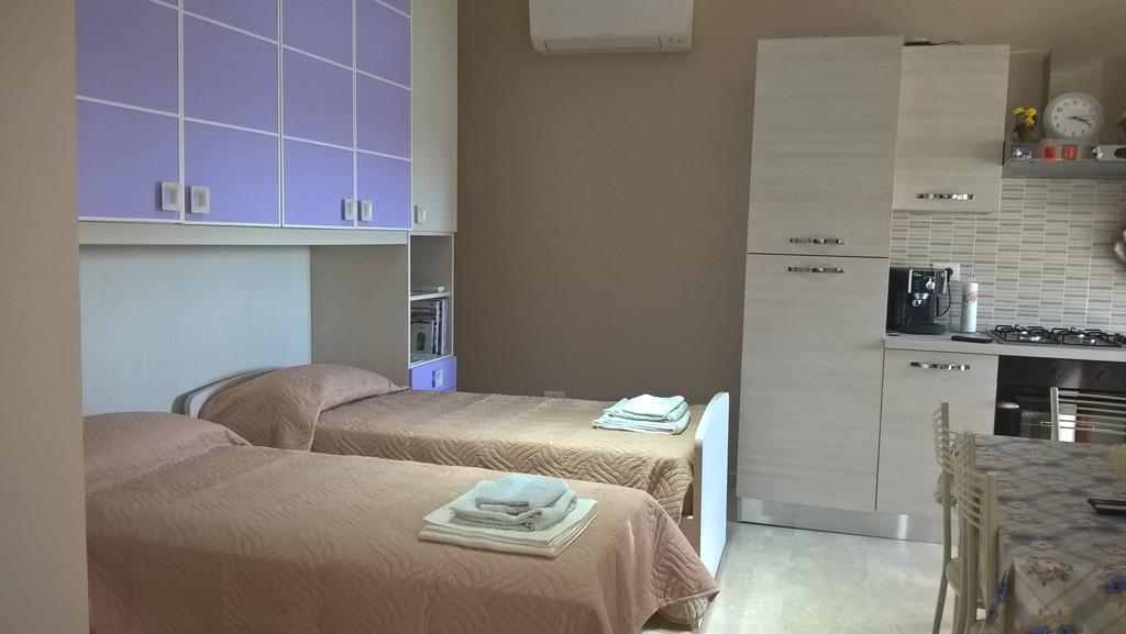 Casa Inn-centro Aeroporto di Catania Fontana Rossa Esterno foto