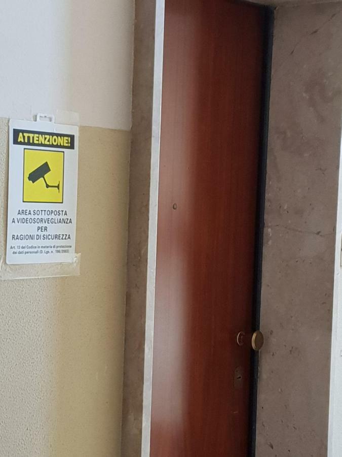 Casa Inn-centro Aeroporto di Catania Fontana Rossa Esterno foto
